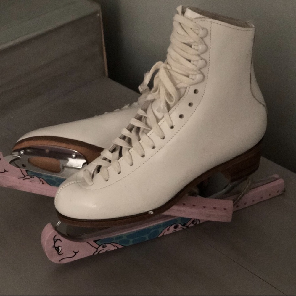U.S. Women’s Size 5 Figure Skates